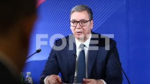 Osmeh na studentske potpise